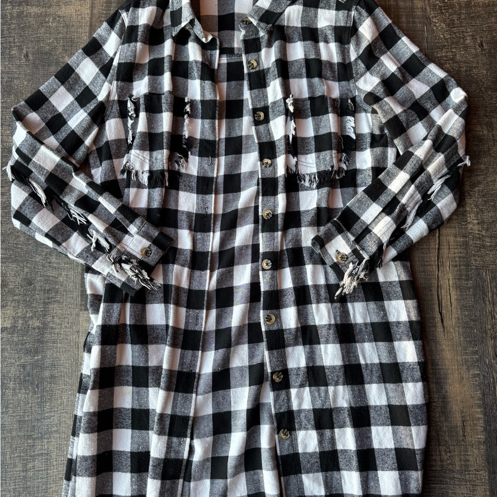 Black and White Plaid Button-Up Shirt